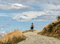 hiking-g9336a69af_1920 SusanneJutzeler suisse V2